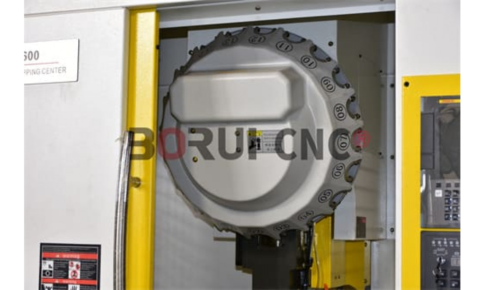 Сверлильно-резьбонарезной центр с ЧПУ BORUI CNC BR-700