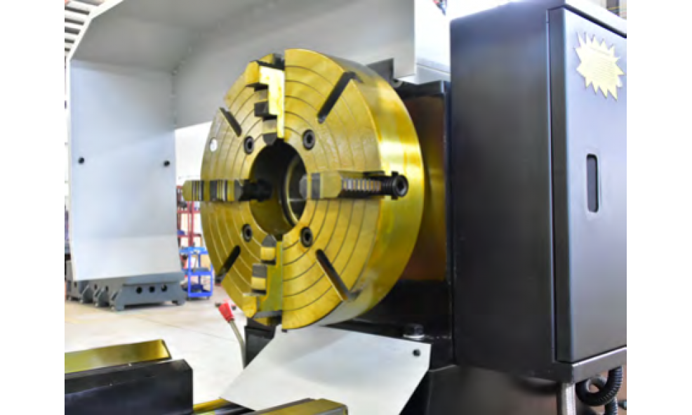 Токарно-винторезный станок BORUI CNC CW61125B
