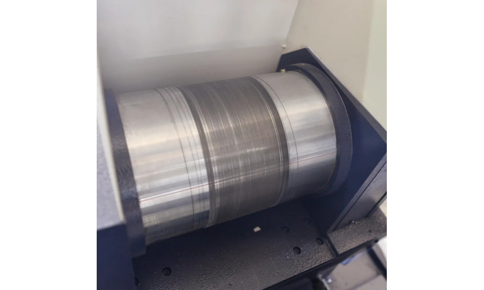 Электроэрозионный проволочно-вырезной станок HONGDA CNC DK7735