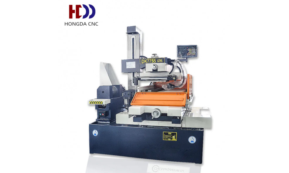 Электроэрозионный проволочно-вырезной станок HONGDA CNC DK7755