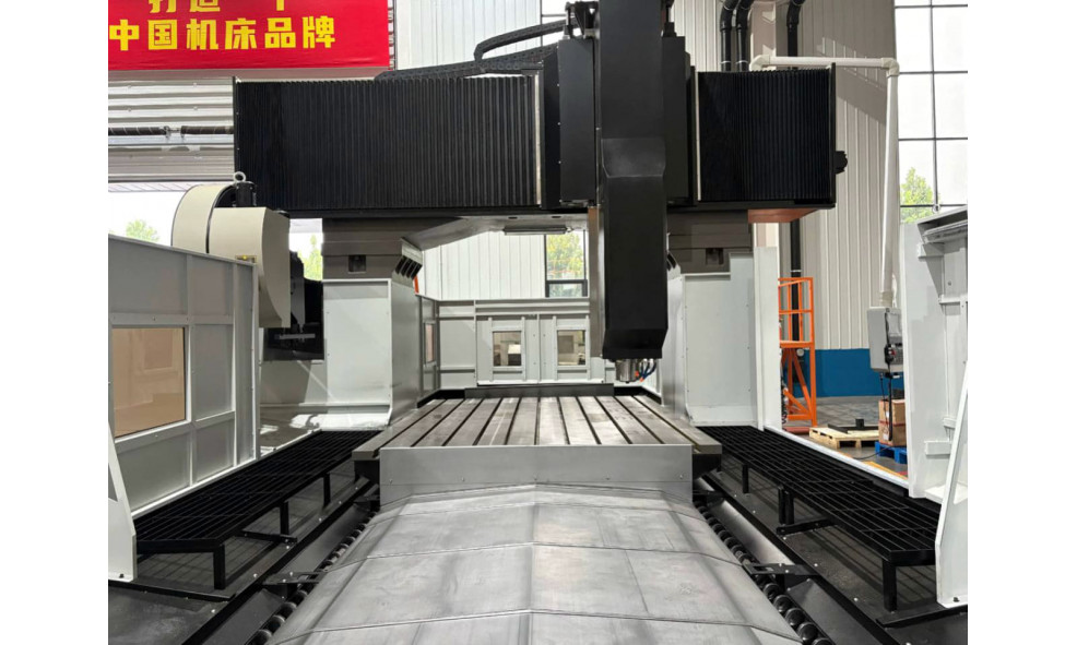 3-осевой портальный обрабатывающий центр с ЧПУ HONGDA CNC GMC1614