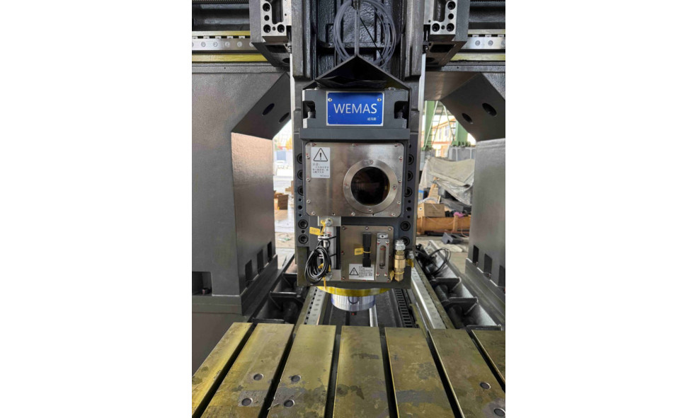 3-осевой портальный обрабатывающий центр с ЧПУ HONGDA CNC GMC3020