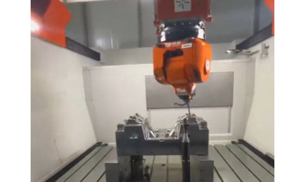 3-осевой портальный обрабатывающий центр с ЧПУ HONGDA CNC GMC5028