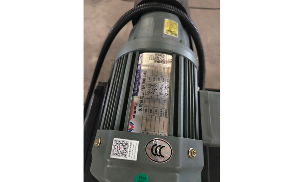 Токарный станок с ЧПУ с горизонтальной станиной WMT CNC CK61100