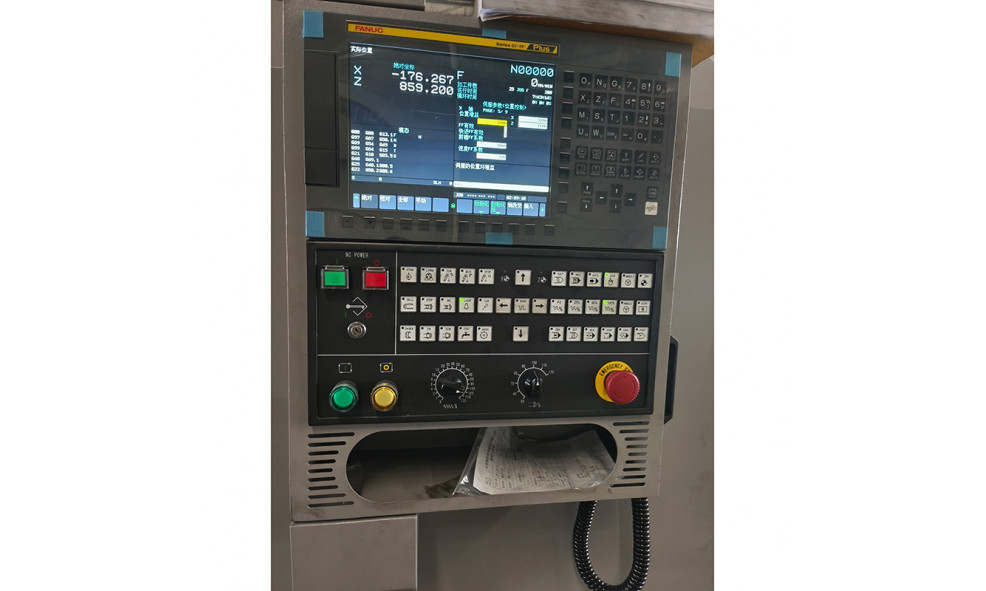 Токарный станок с ЧПУ с горизонтальной станиной WMT CNC CK61100