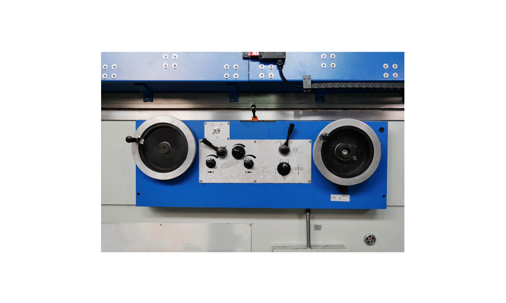 Универсальный круглошлифовальный станок WMT CNC M1432B×1500