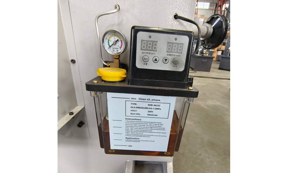 Плоскошлифовальный станок WMT CNC SG4080AH