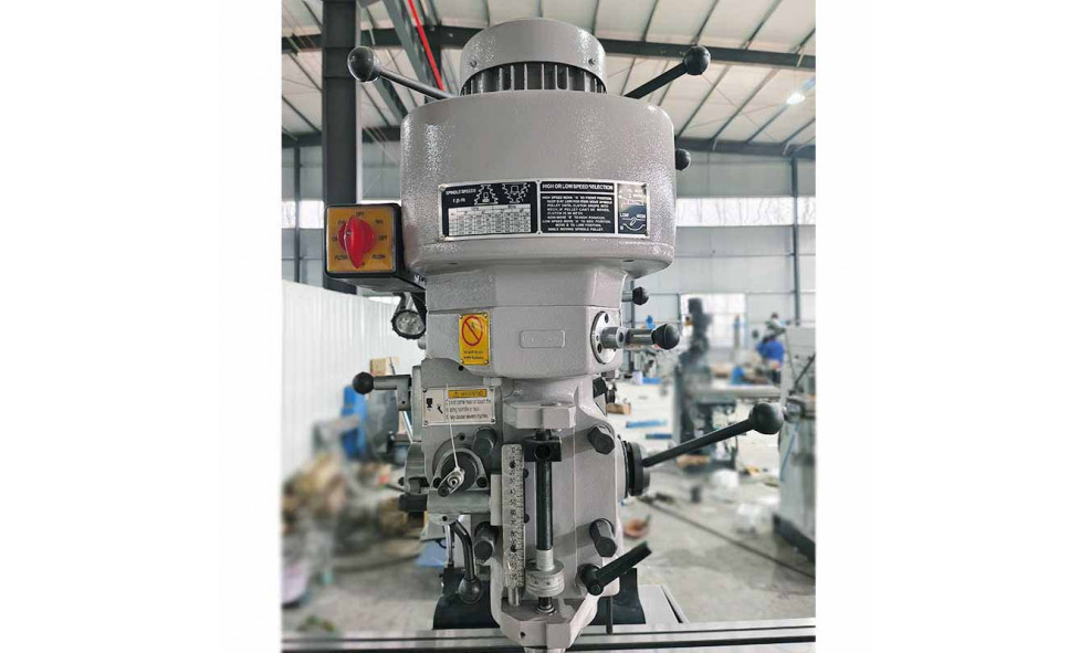 Револьверный фрезерный станок WMT CNC X6325(4H)