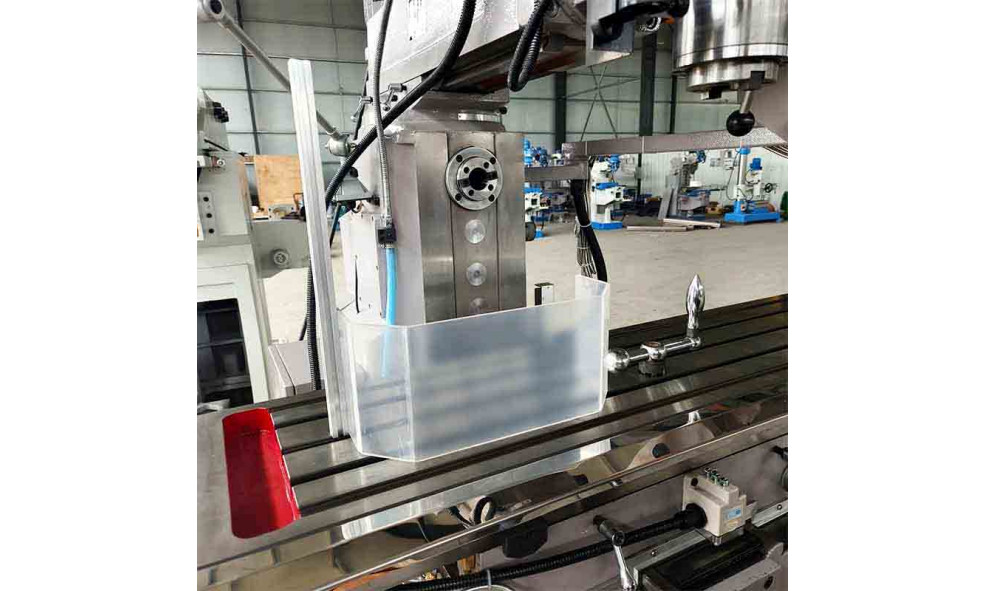 Широкоуниверсальный фрезерный станок WMT CNC ZX6350ZA